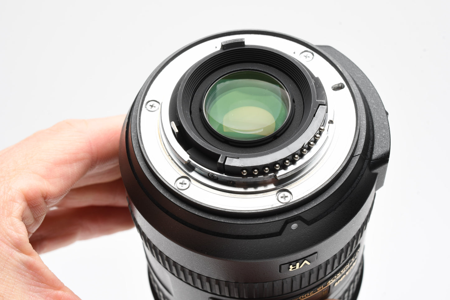Nikon AF-S 18-200mm f3.5-5.6 GII ED VR DX zoom lens, caps, hood, UV, Mint-