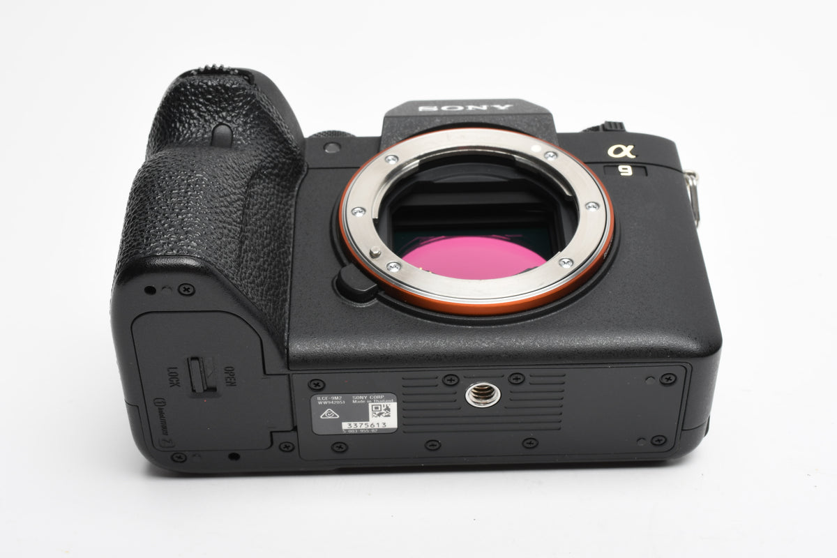Sony A9 II Mirrorless Body, Only 3934 Acts!!, Batt+charger+cap, Mint-