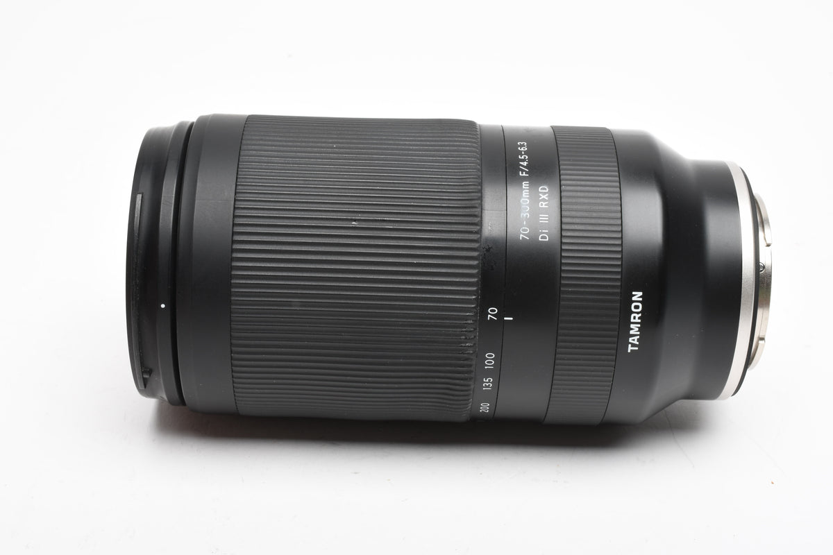 Tamron A047 70-300mm F4.5-6.3 Di III RXD For Sony E mount w/Hood, Box, USA