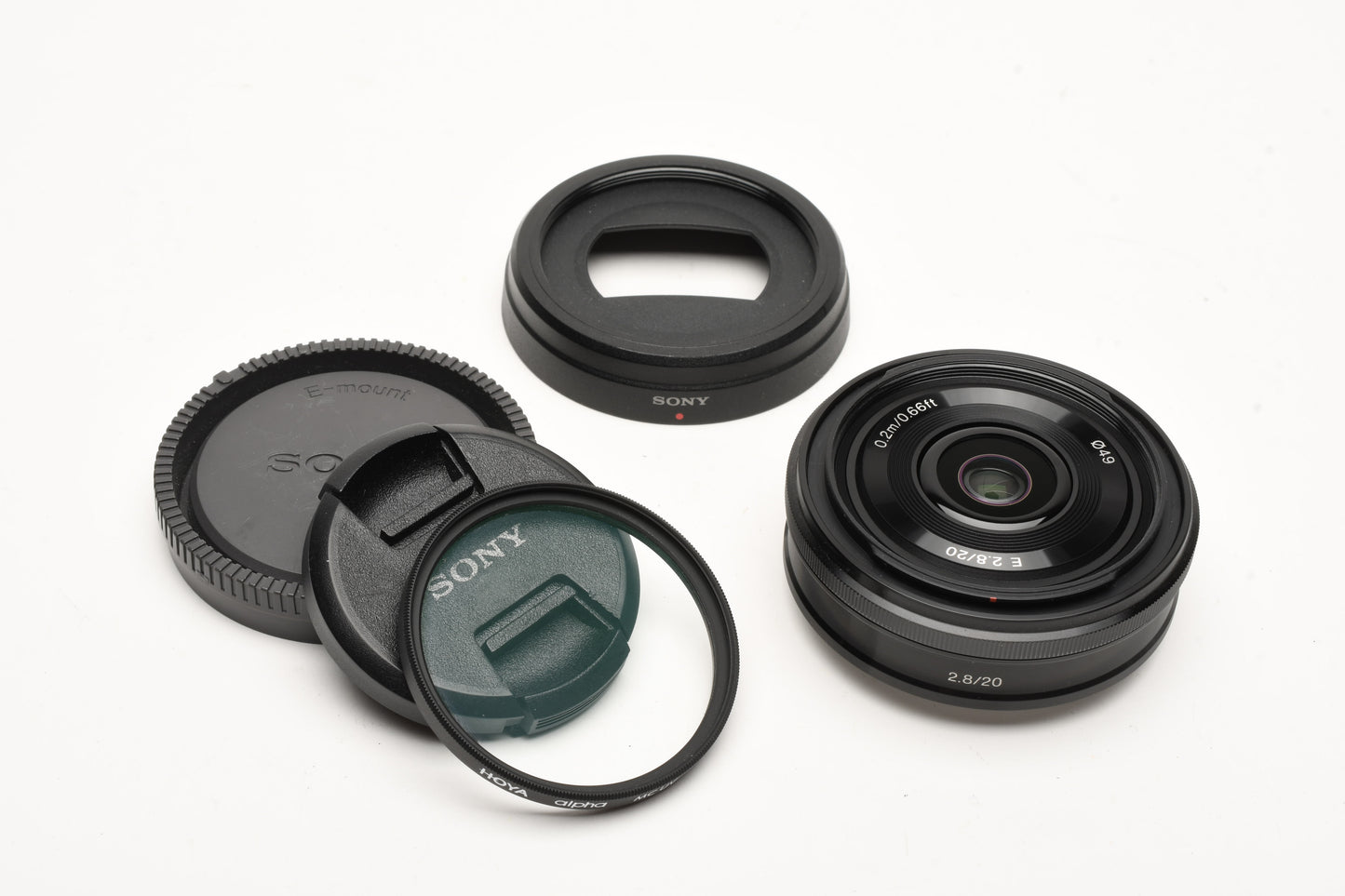 Sony E 20mm f2.8 SEL20f28, Hood, Caps, UV filter, Mint-