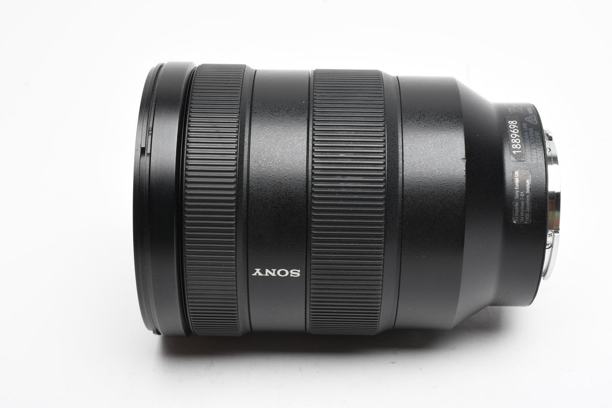 Sony FE 24-105mm f4 GM OSS zoom lens, hood, caps, UV, Very clean & sharp
