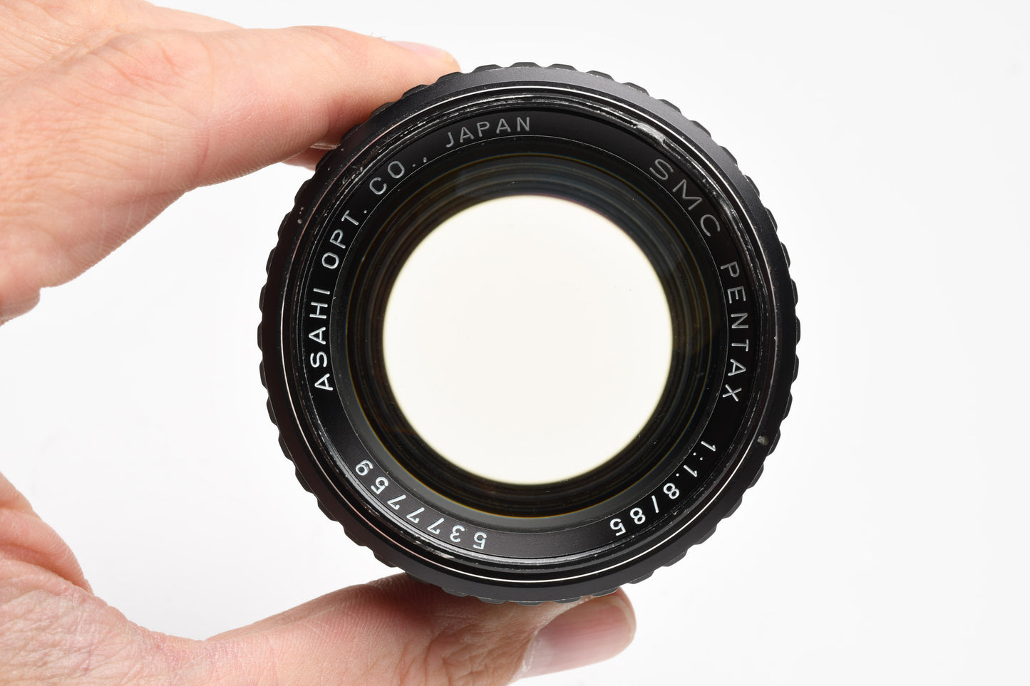 Pentax SMC 85mm f1.8 PK Mount, Caps, Hood, Very sharp!