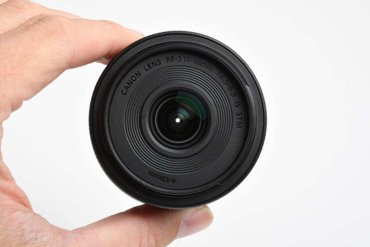 Canon RF-S 10-18mm f4.5-6.3 IS STM zoom lens, Hood, Mint, Boxed, USA