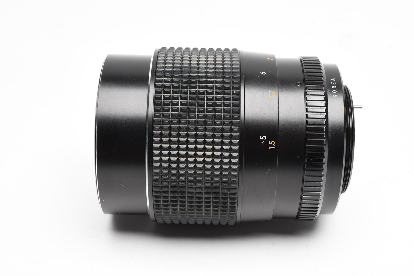 Chinon 135mm f2.8 Prime Portrait lens, M42 Mount, Caps, Clean!