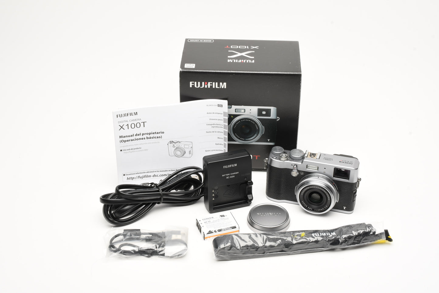 Fujifilm X100T Silver Mint in Box, USA Version, Barely used