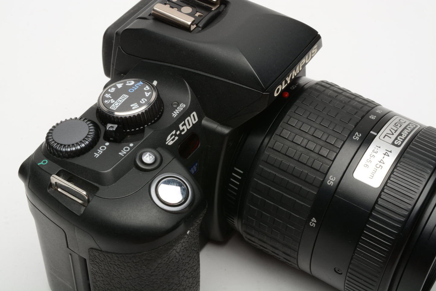 Olympus E-500 Evolt 8MP DSLR w/14-45mm, batt+charger+strap+ 6989 Acts!