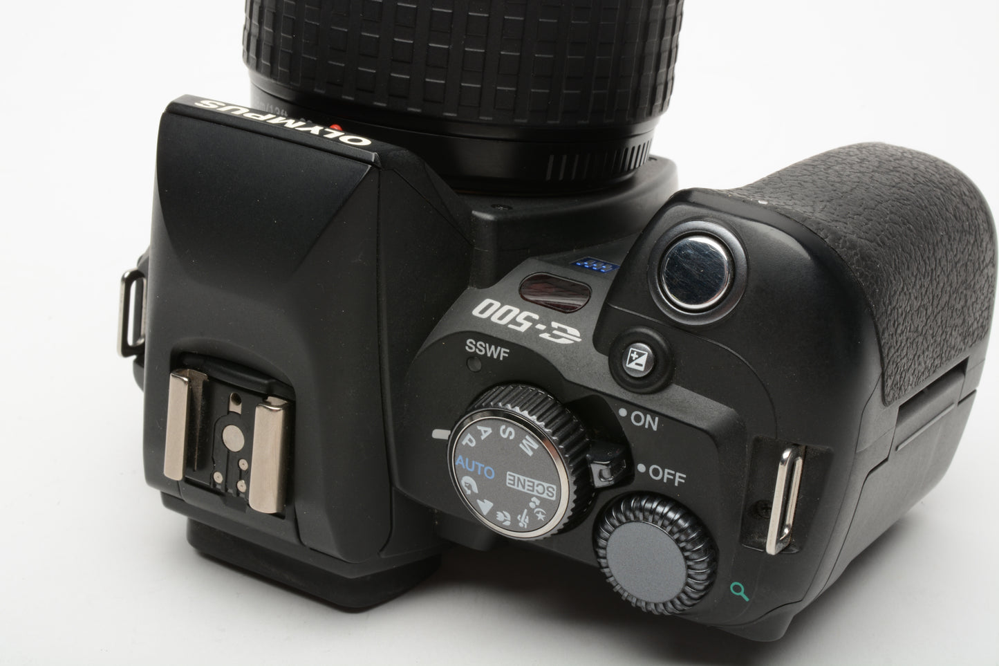 Olympus E-500 Evolt 8MP DSLR w/14-45mm, batt+charger+strap+ 6989 Acts!