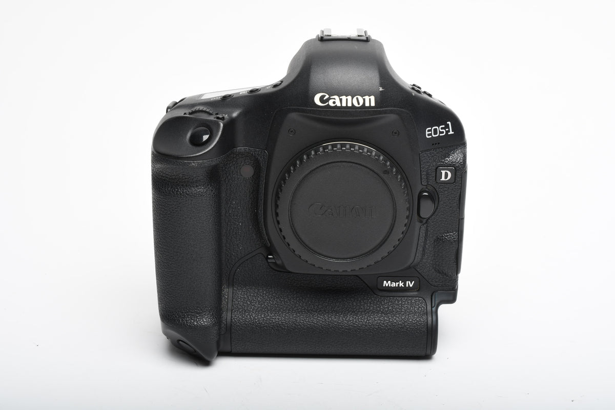 Canon EOS 1D Mark IV w/2Batts, charger, manual, Only 28K Acts!