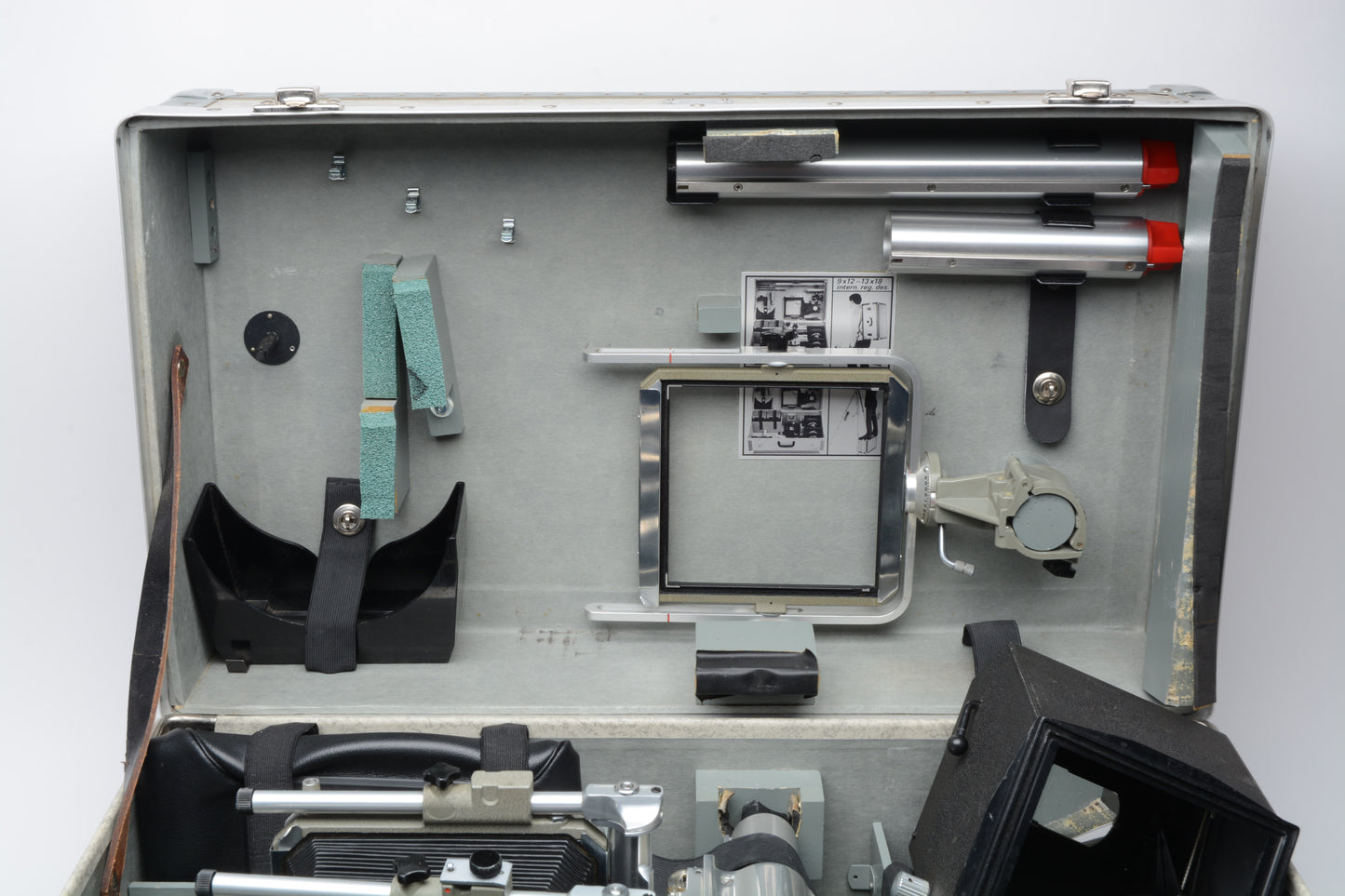 Sinar 4x5 Norma Deluxe bundle, case, rails, bellows, Mag viewfinder+++, Great!