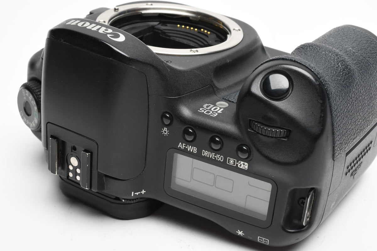 Canon EOS 10D DSLR Body w/2batts, charger, 2GB CF card, Clean!