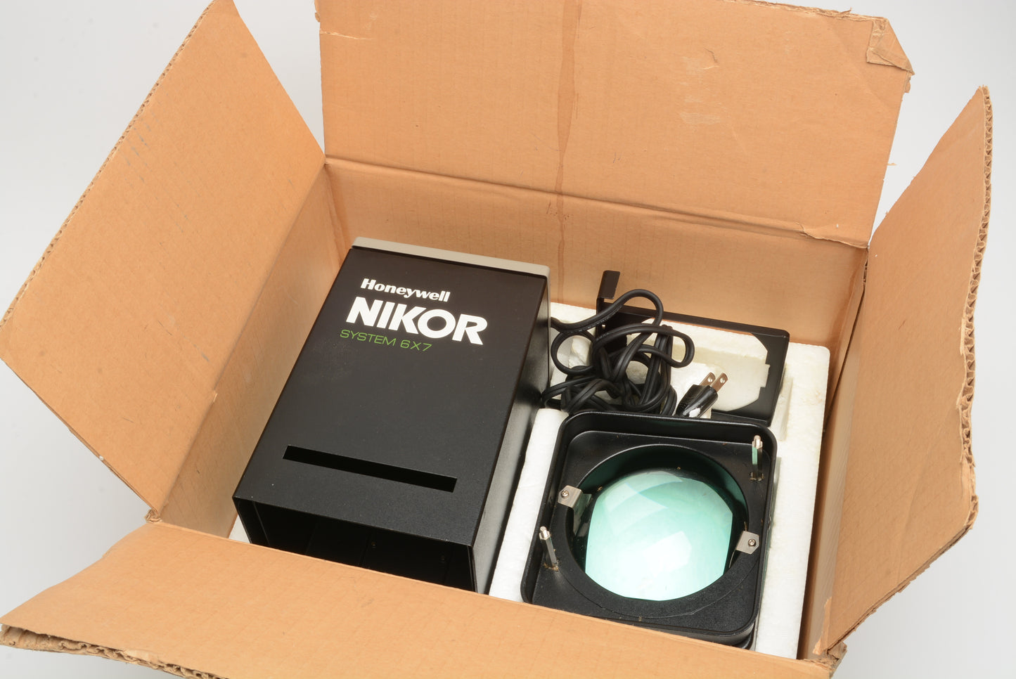 Nikor B&W darkroom enlarger bundle w/Condenser & Dichro heads, carrier, 75mm lens++