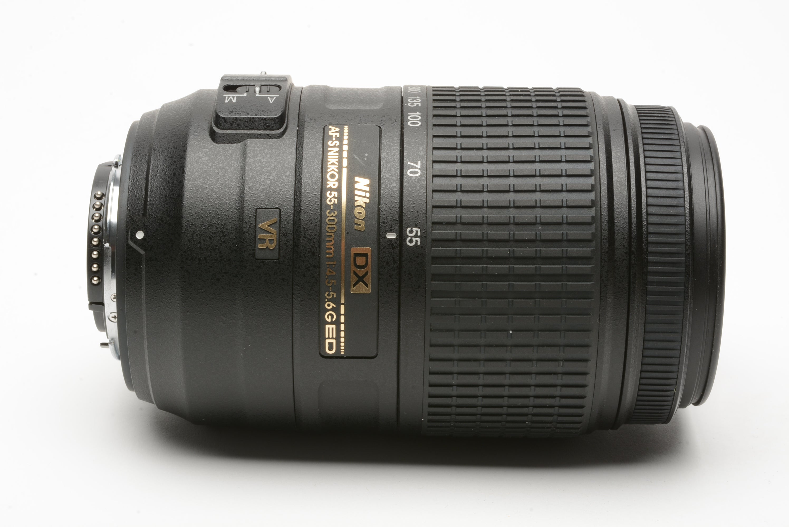 Nikon AF-S Nikkor 55-300mm f4.5-5.6G ED lens, hood, caps, UV