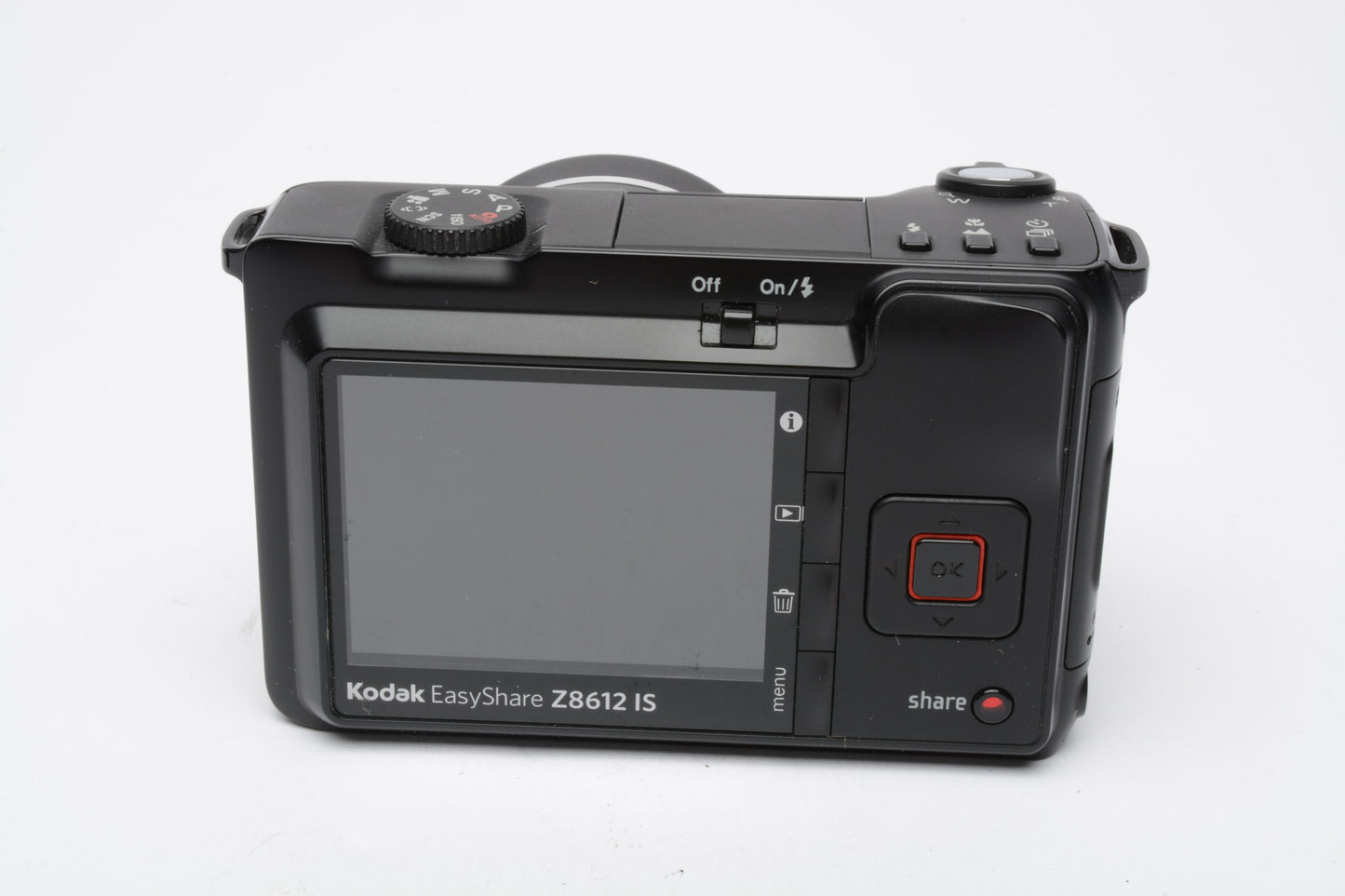 Kodak Z8612 IS 8.1MP Digital Point&Shoot camera, strap, cap, Very clean, tested