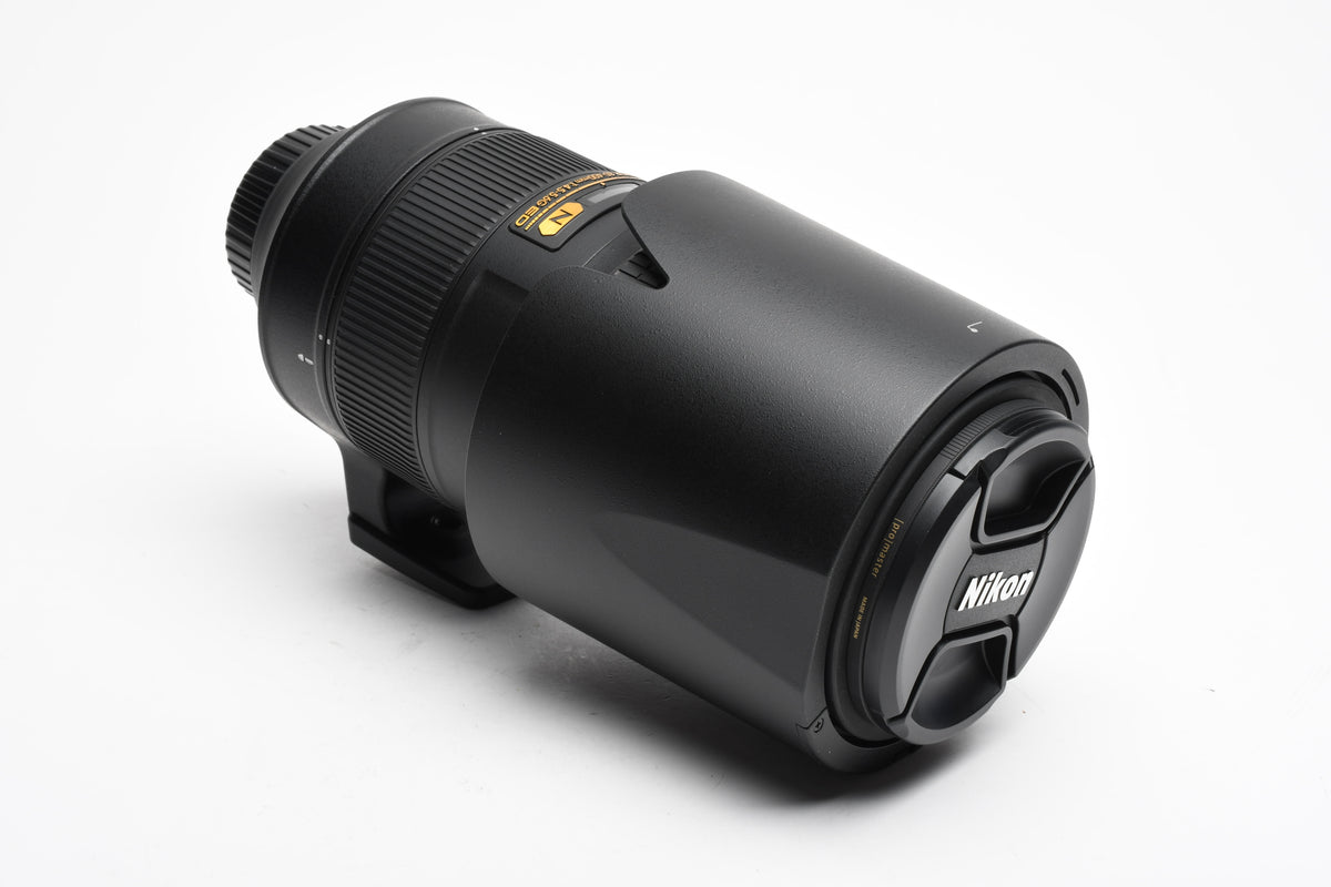 Nikon Nikkor AF-S 80-400mm f4.5-5.6G ED VR w/Case, Hood, Caps, Mint-