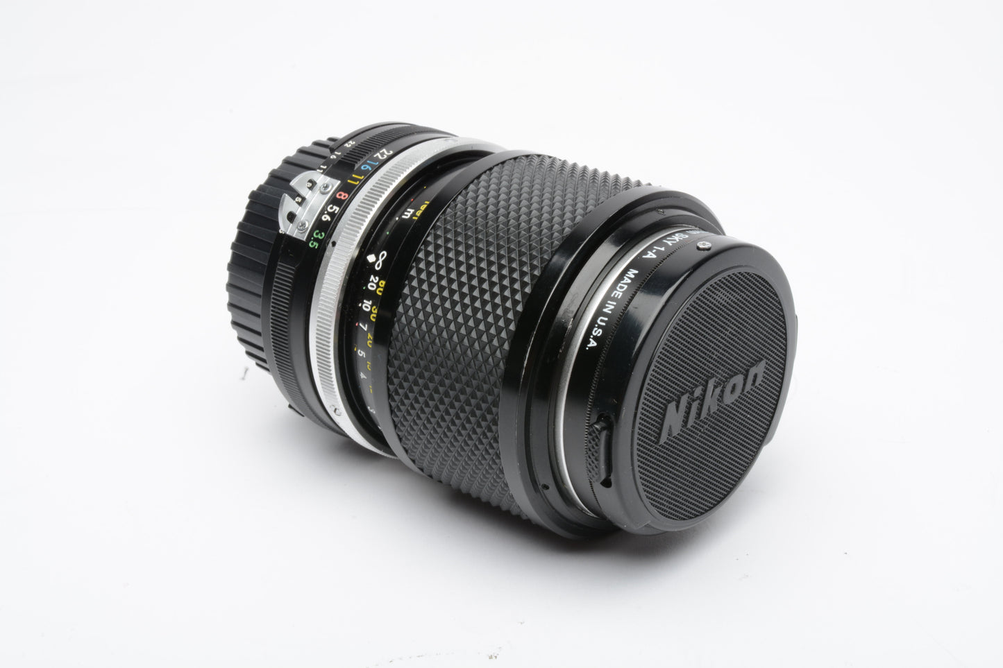 Nikon Nikkor 43-86mm f3.5 zoom lens, Nikon AI mount, caps, Sky