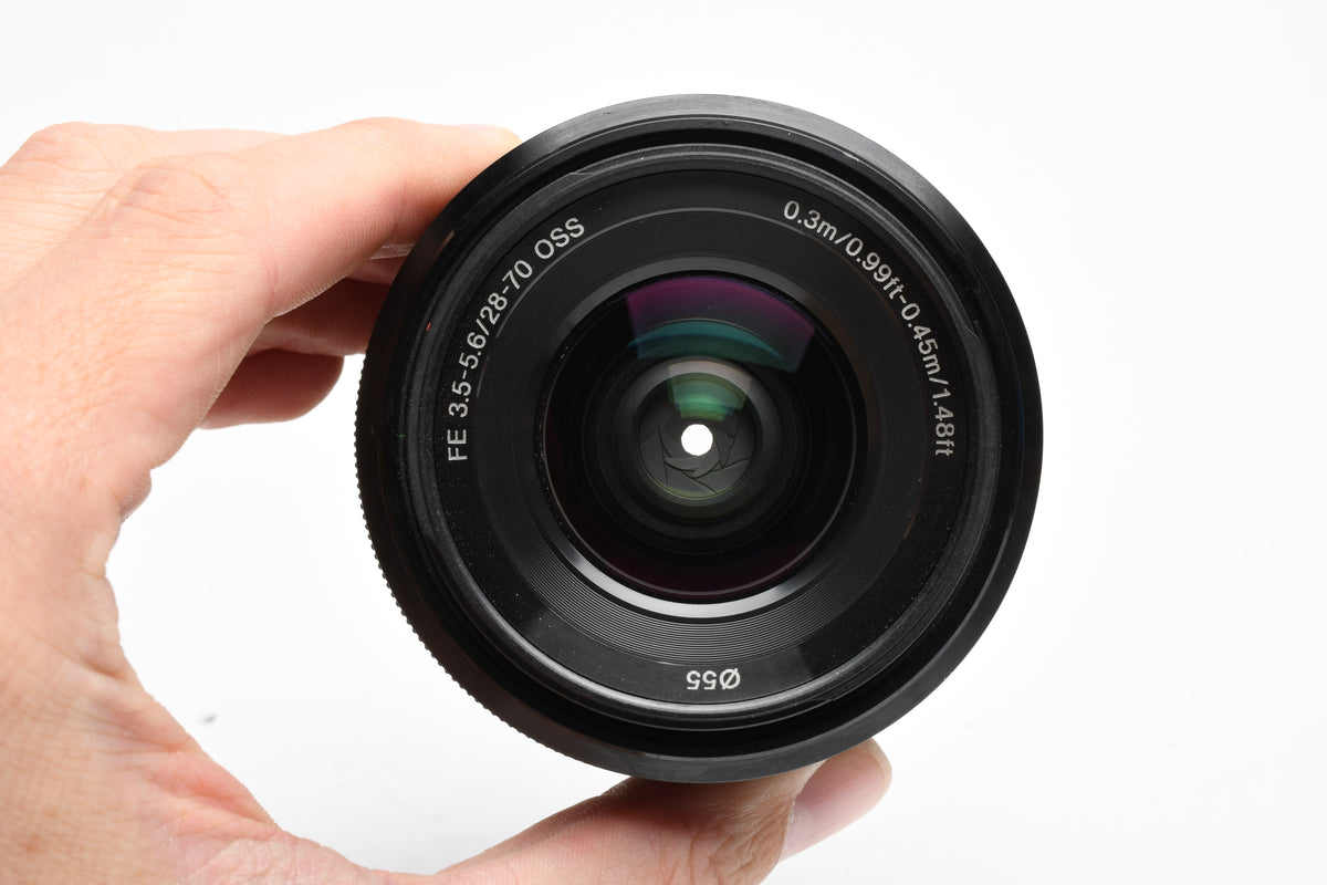 Sony FE 28-70mm f3.5-5.6 OSS E-Mount lens SEL2870, caps, Nice!