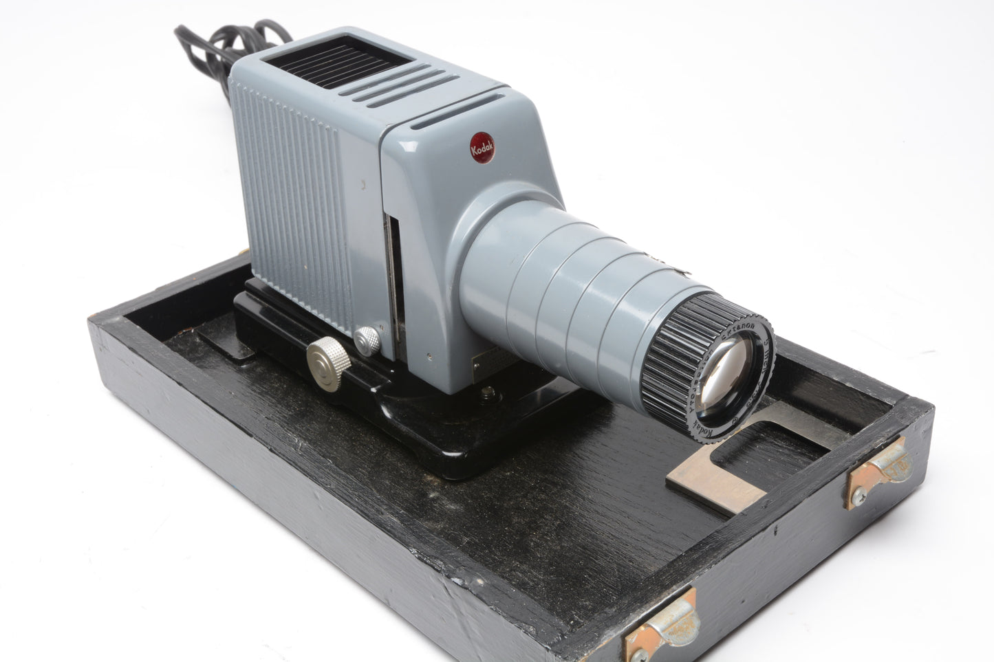 Kodak KodaSlide Model 2A Slide Projector, Tested, works great, in wooden case