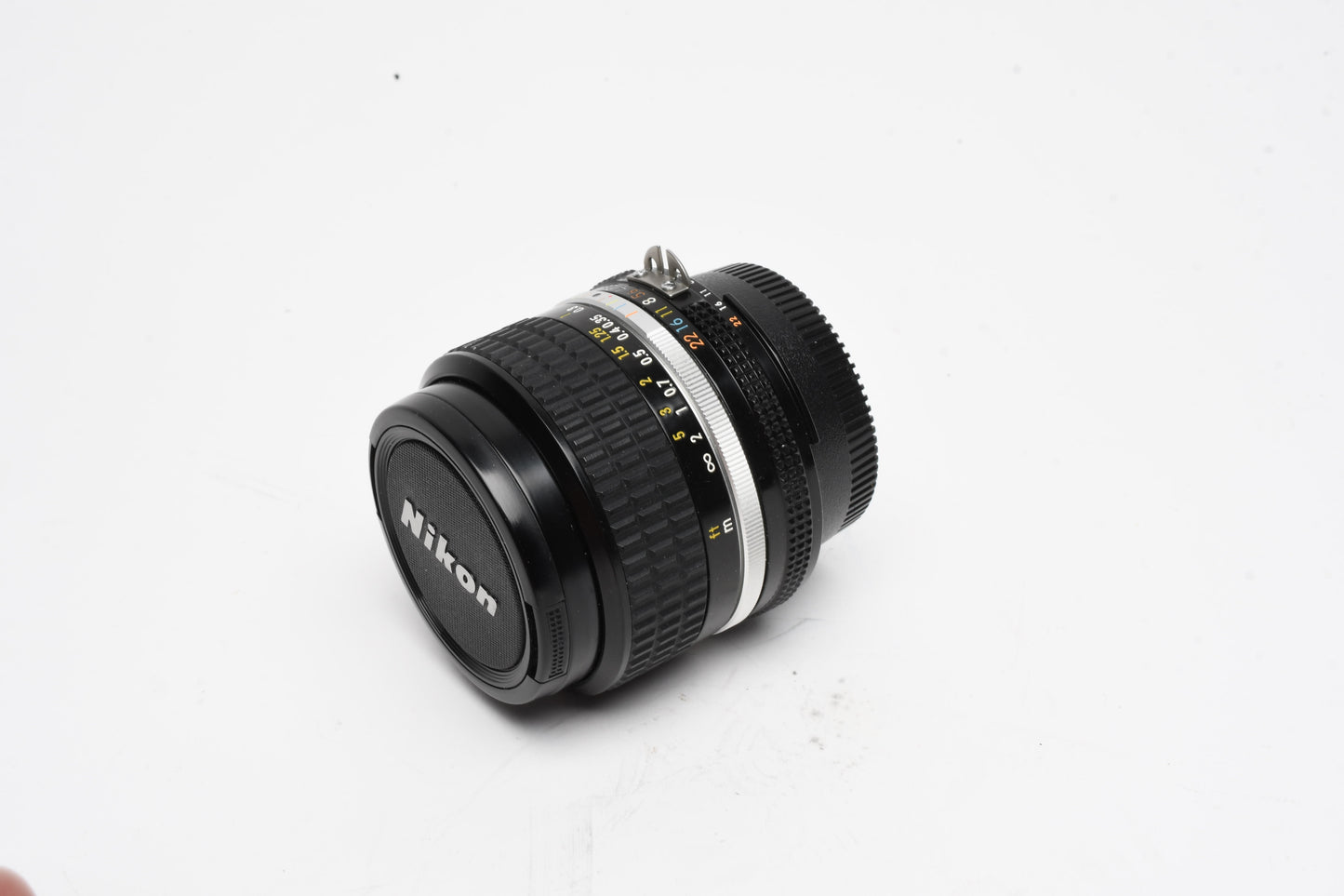 Nikon Ai-s Nikkor 24mm f2.8 MF Wide Angle Lens, Caps, Very sharp!