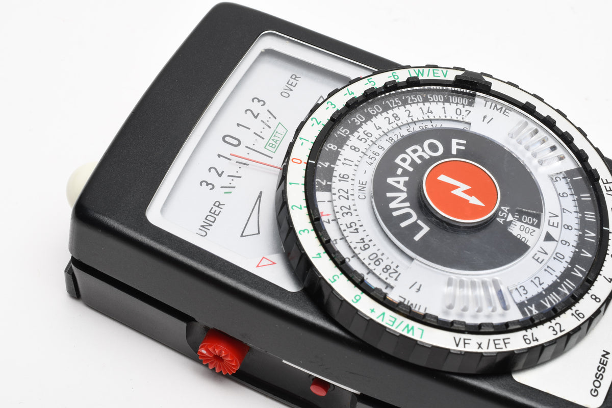 Gossen Luna-Pro F Flash/Ambient Light Meter, clean, tested, w/Case & Strap
