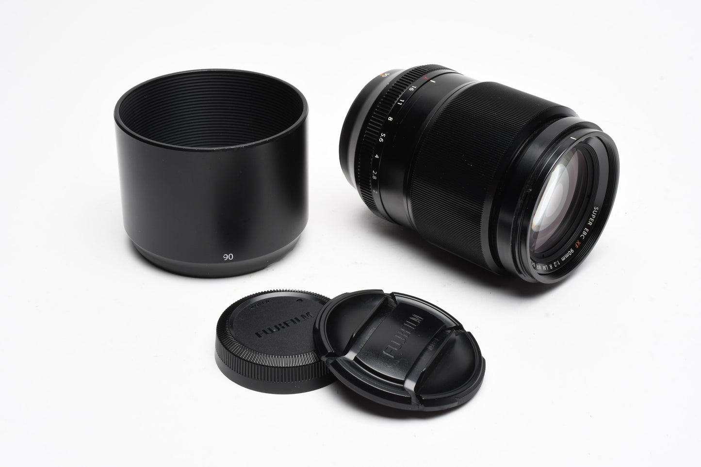 Fuji Fujinon Super EBC 90mm f2 R LM WR lens, caps+hood, Sharp!