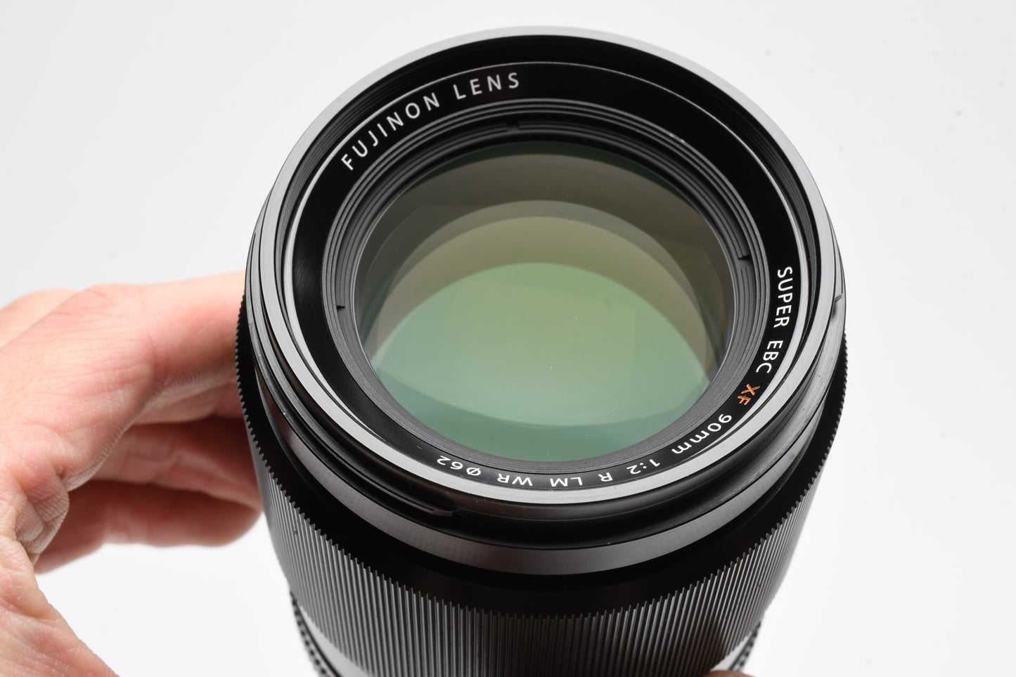Fuji Fujinon Super EBC 90mm f2 R LM WR lens, caps+hood, Sharp!