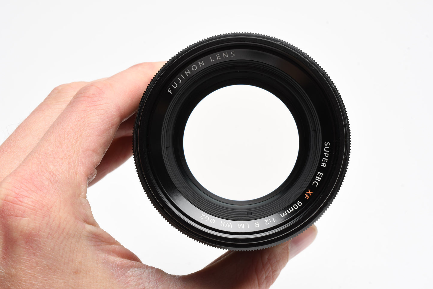 Fuji Fujinon Super EBC 90mm f2 R LM WR lens, caps+hood, Sharp!
