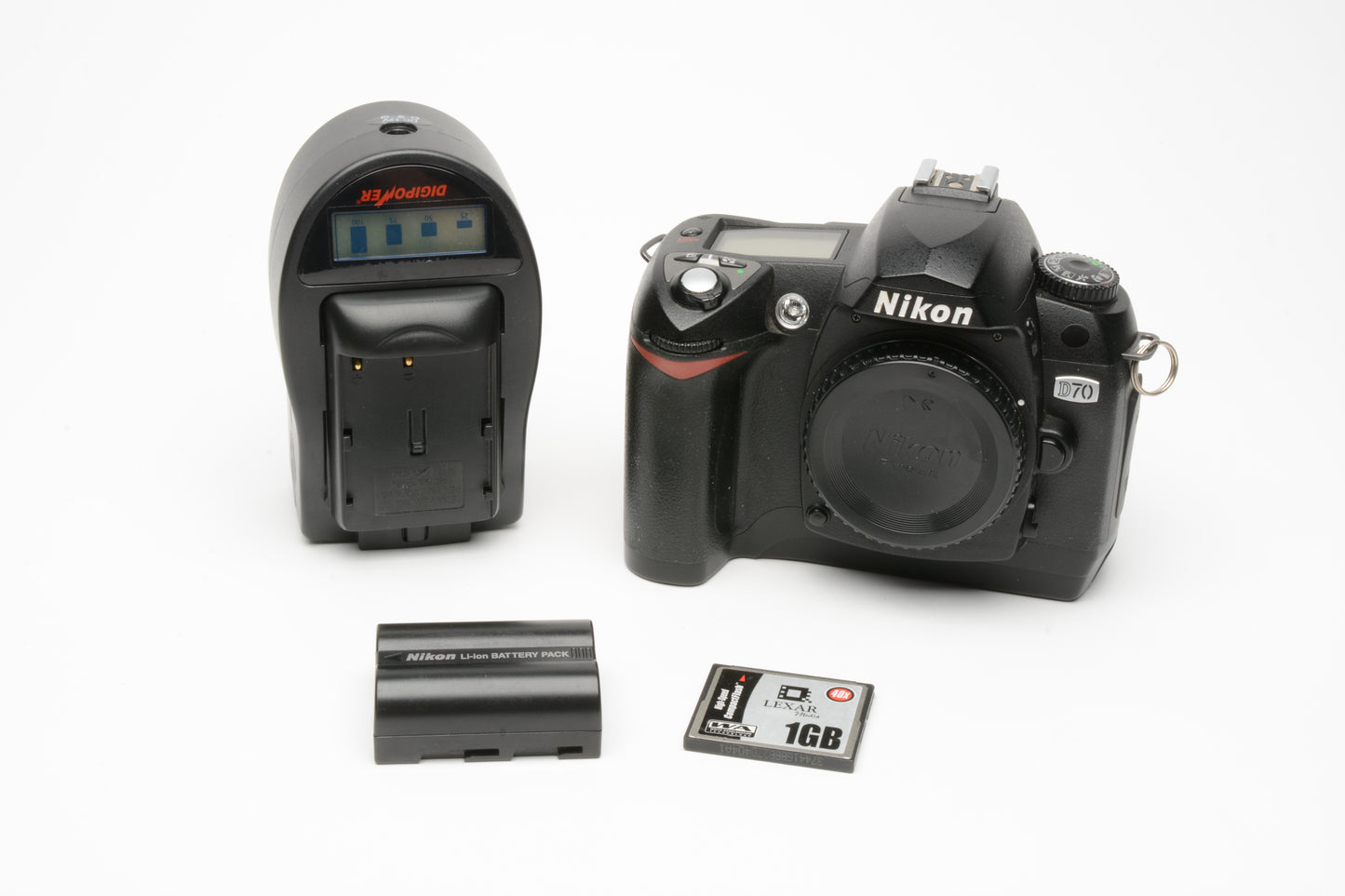 Nikon D70 DSLR body w/batt, charger, 1GB CF card, Only 6762 Acts, Tested