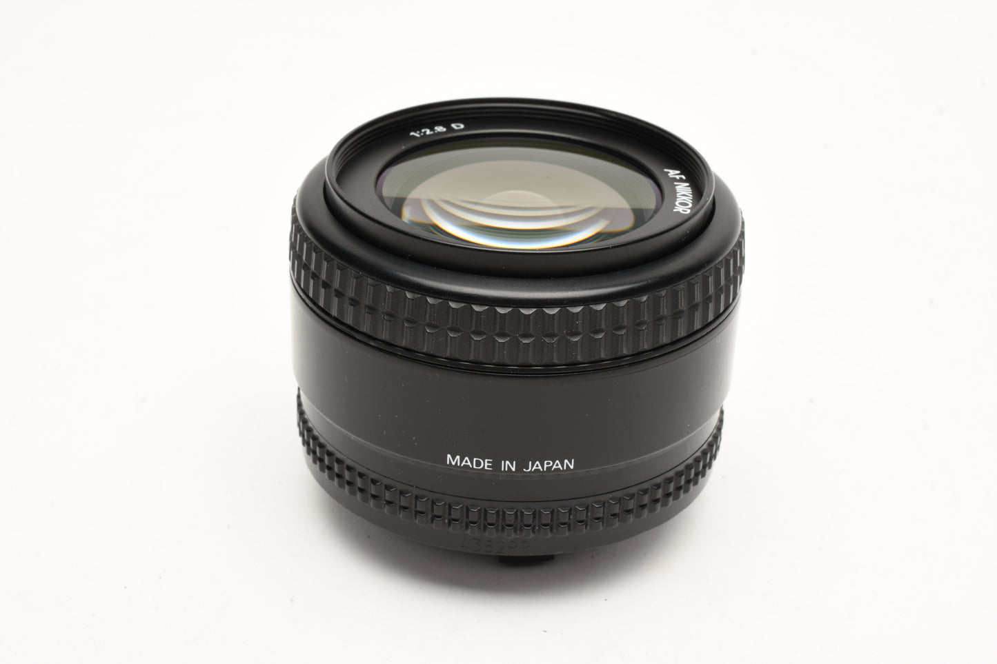 Nikon AF 28mm f2.8D wide lens, caps nice & clean! Sharp