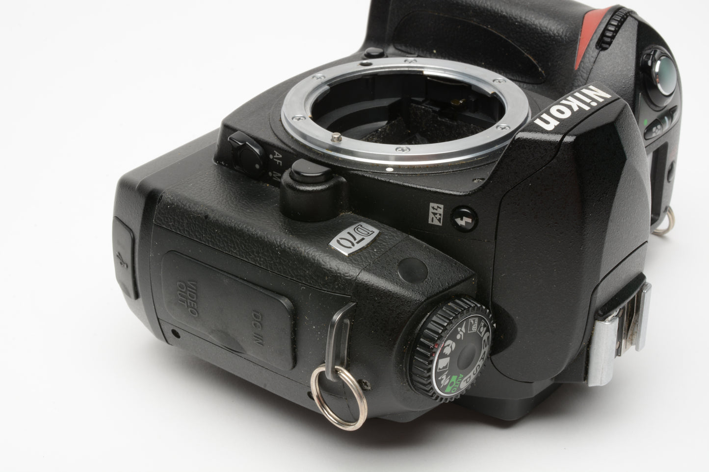 Nikon D70 DSLR body w/batt, charger, 1GB CF card, Only 6762 Acts, Tested