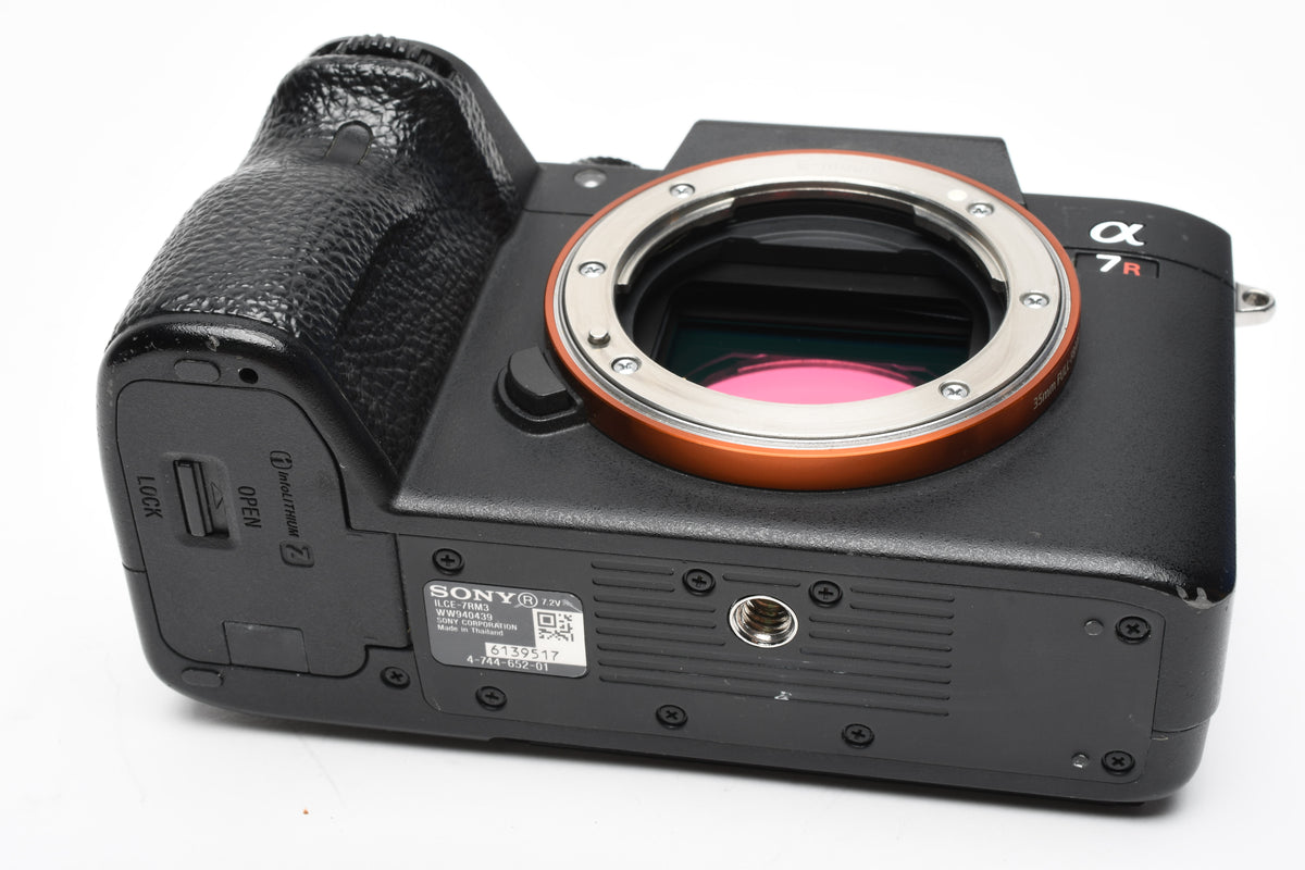 Sony A7 III Mirrorless Body, batt+charger, 76K Acts, Boxed, Great!