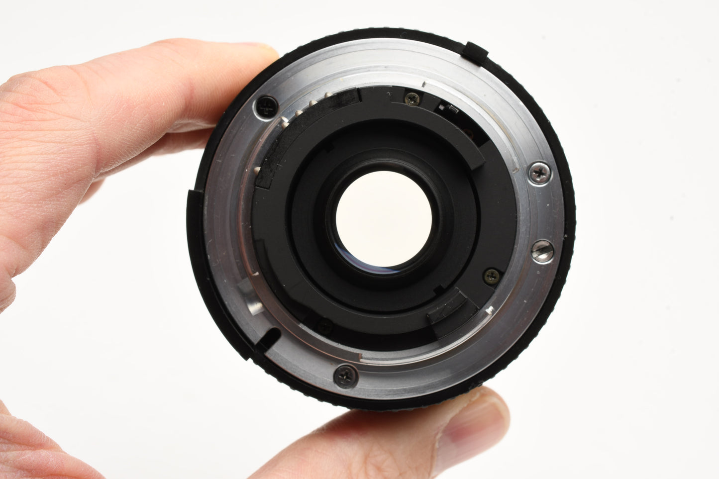 Nikon AF 28mm f2.8D wide lens, caps nice & clean! Sharp