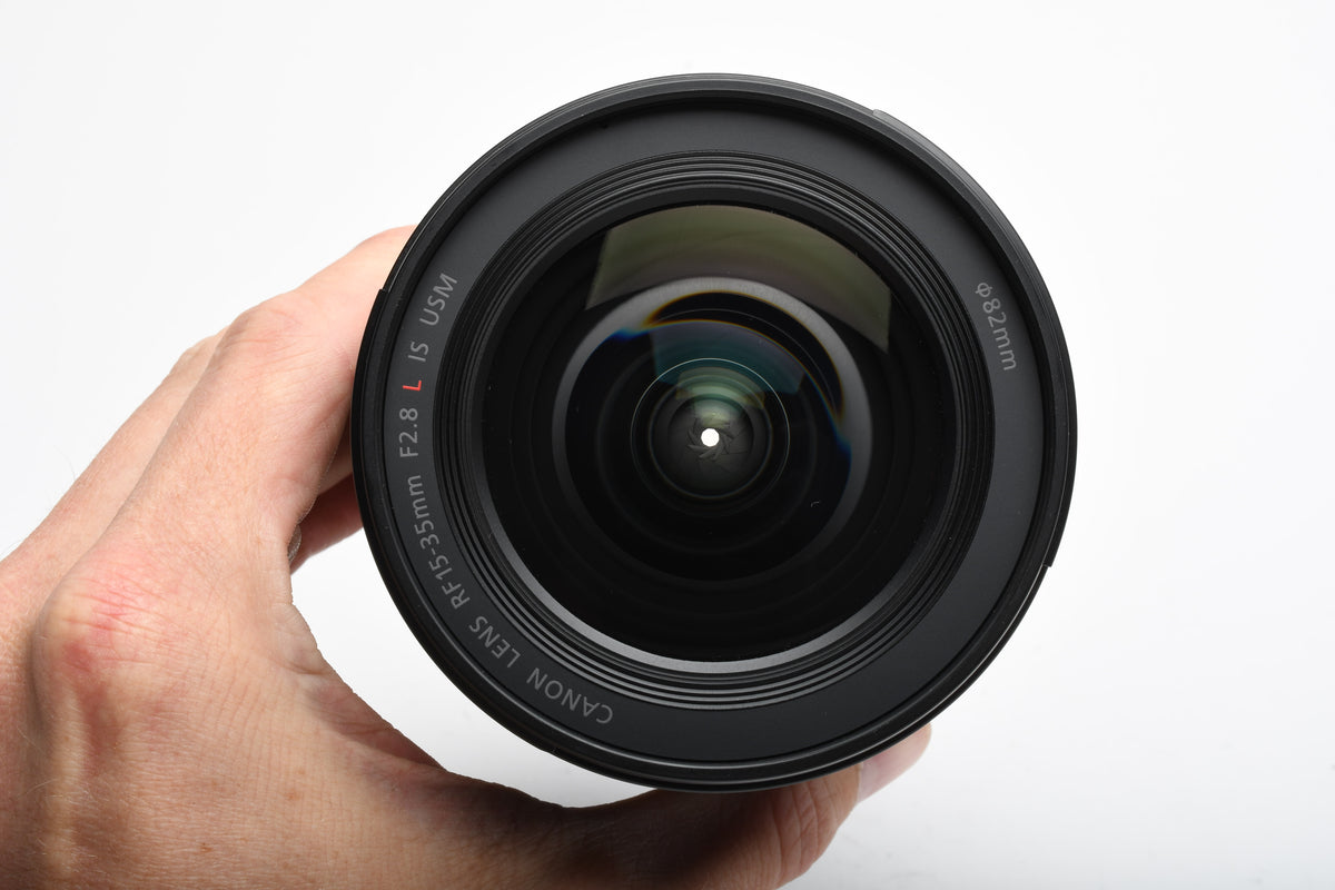 Canon RF 15-35mm f2.8 zoom lens w/Hood, Caps, B+W UV, Mint- USA