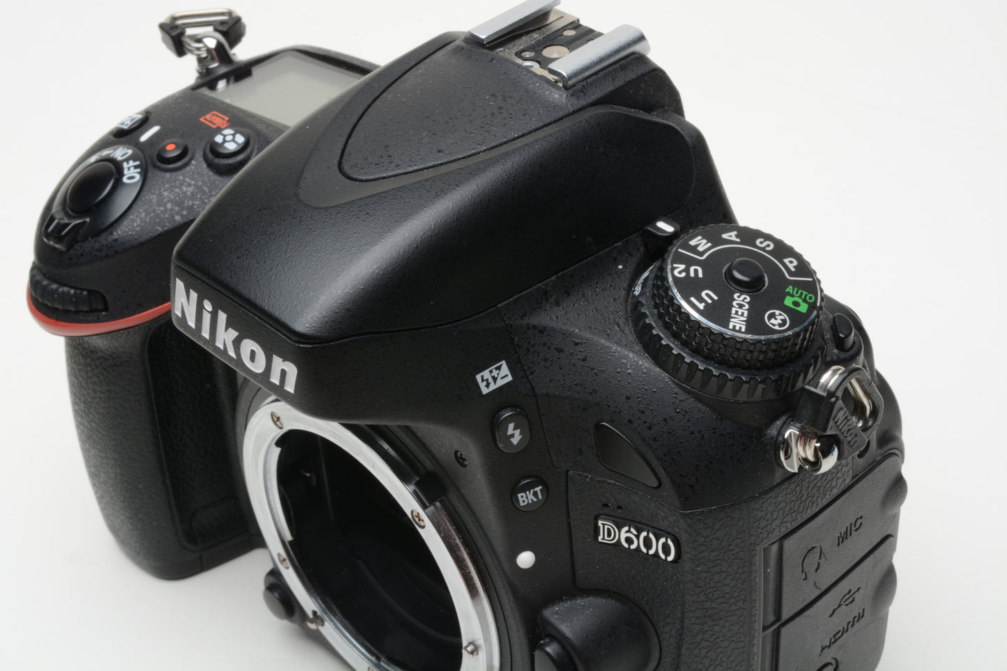 Nikon D600 DSLR Body w/2 Batts., charger, Only 14,473 Acts! Tested, Clean