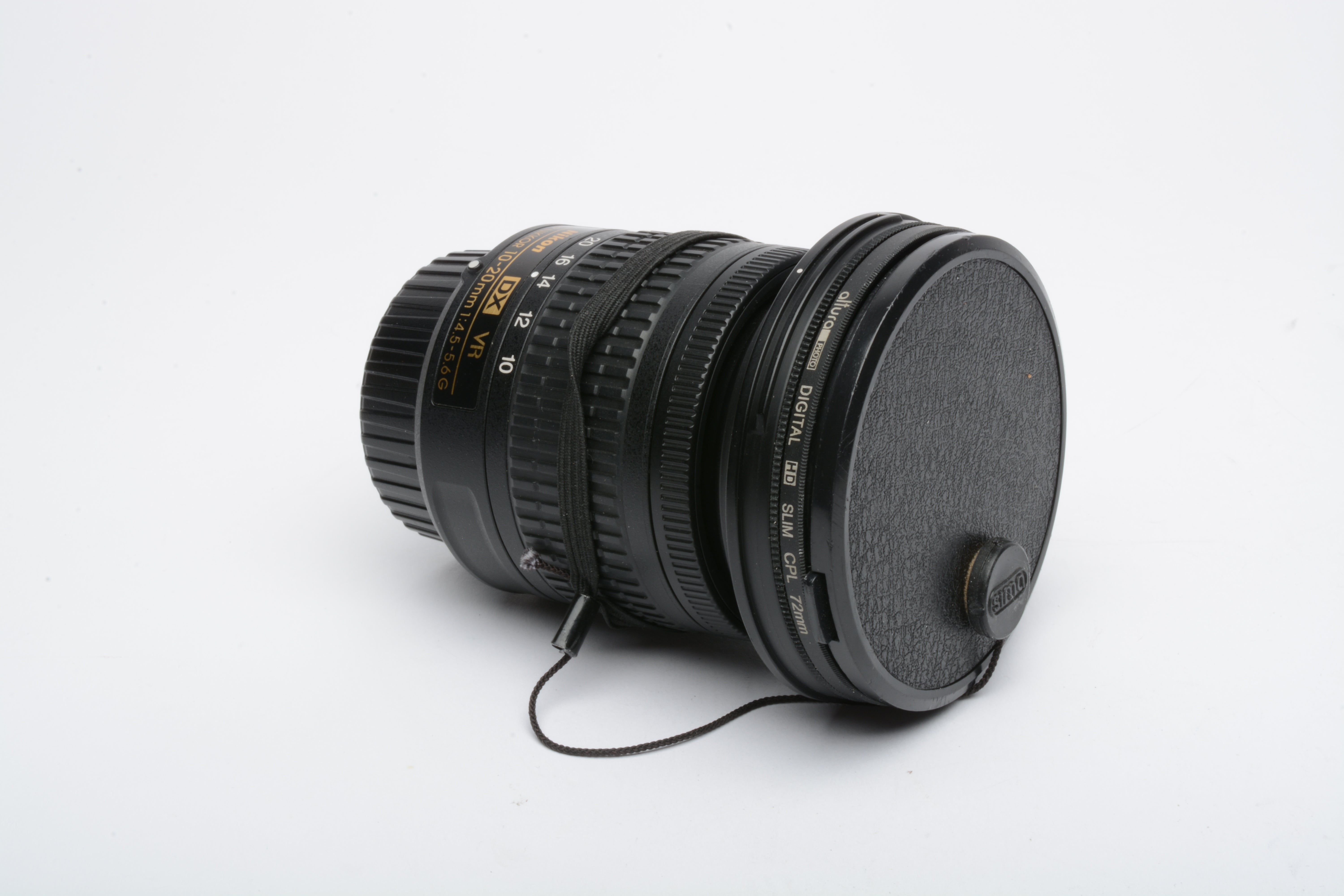 Nikon AF-P Nikkor 10-20mm f4.5-5.6G DX VR zoom lens, caps + UV
