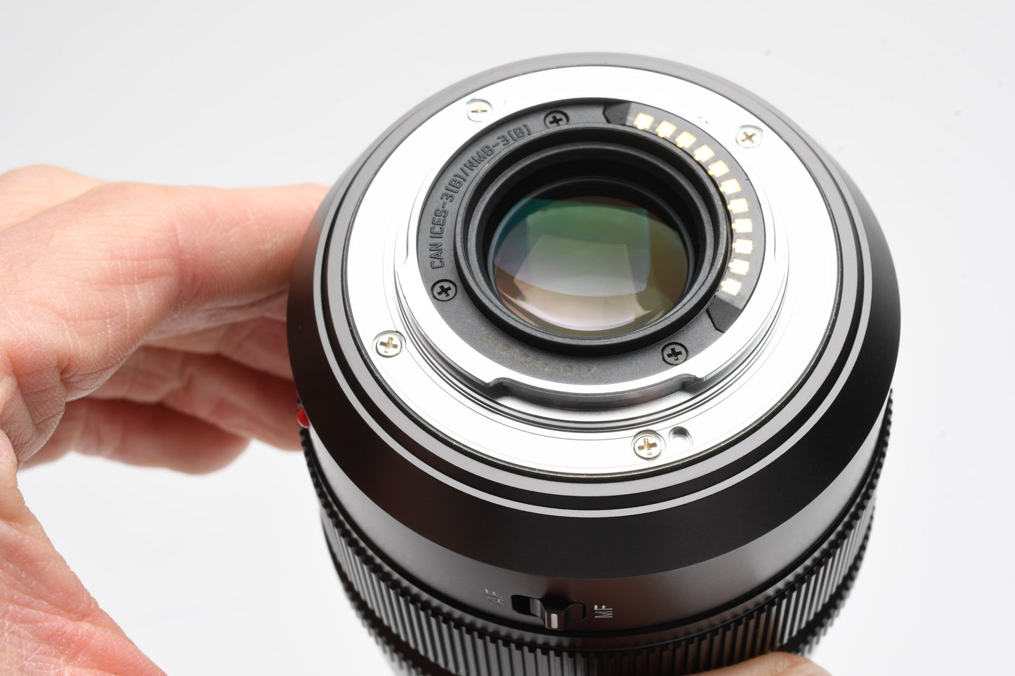 Panasonic Lumix Leica DG Summilux 12mm f1.4 w/hood, caps, pouch, Mint-