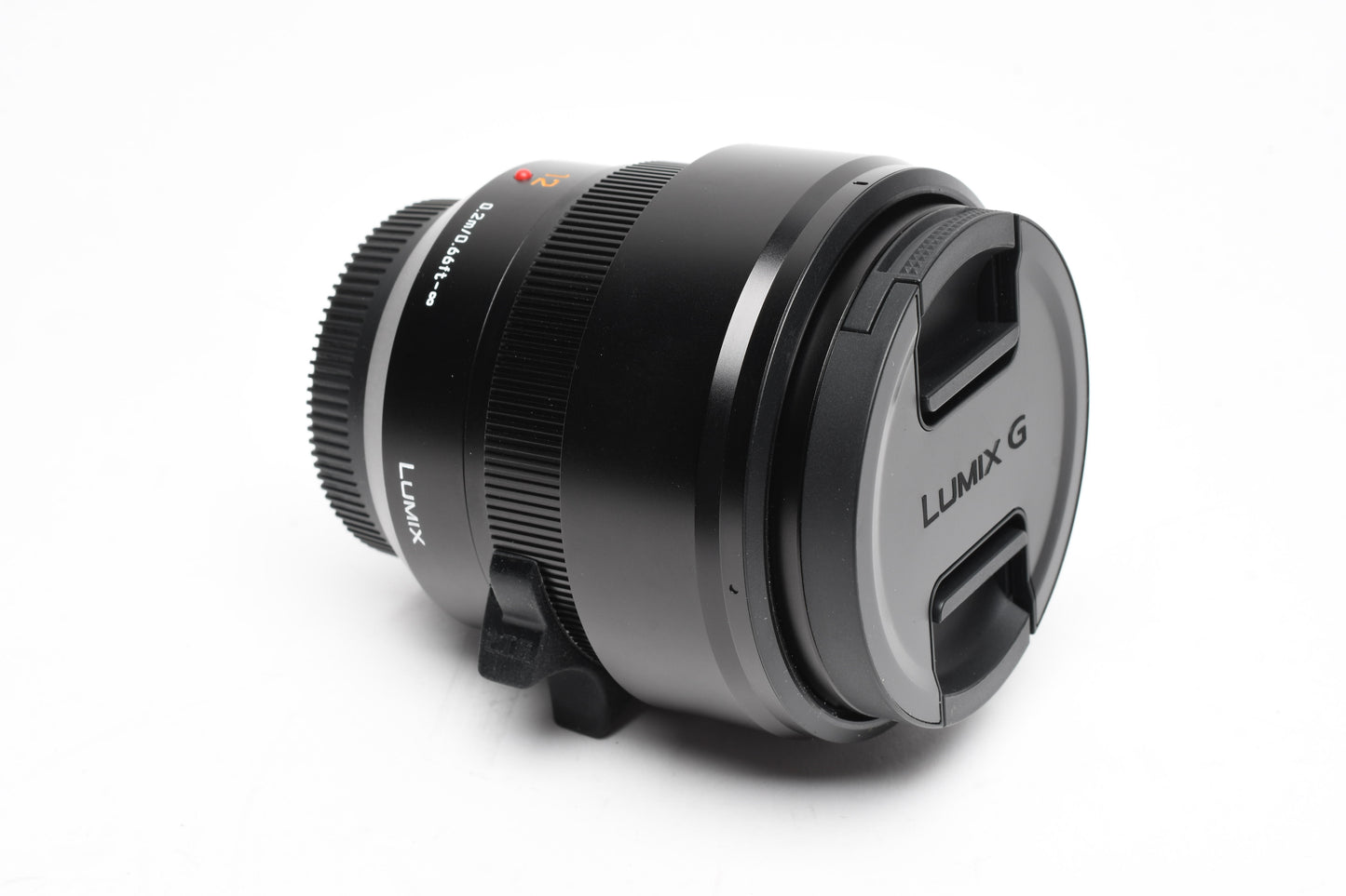 Panasonic Lumix Leica DG Summilux 12mm f1.4 w/hood, caps, pouch, Mint-