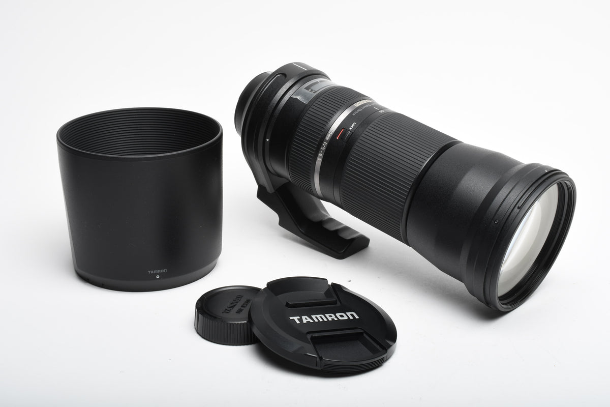 Tamron SP 150-600mm f5-6.3 USD Di VC Zoom, Nikon F, w/Hood, Caps, Collar, Great!