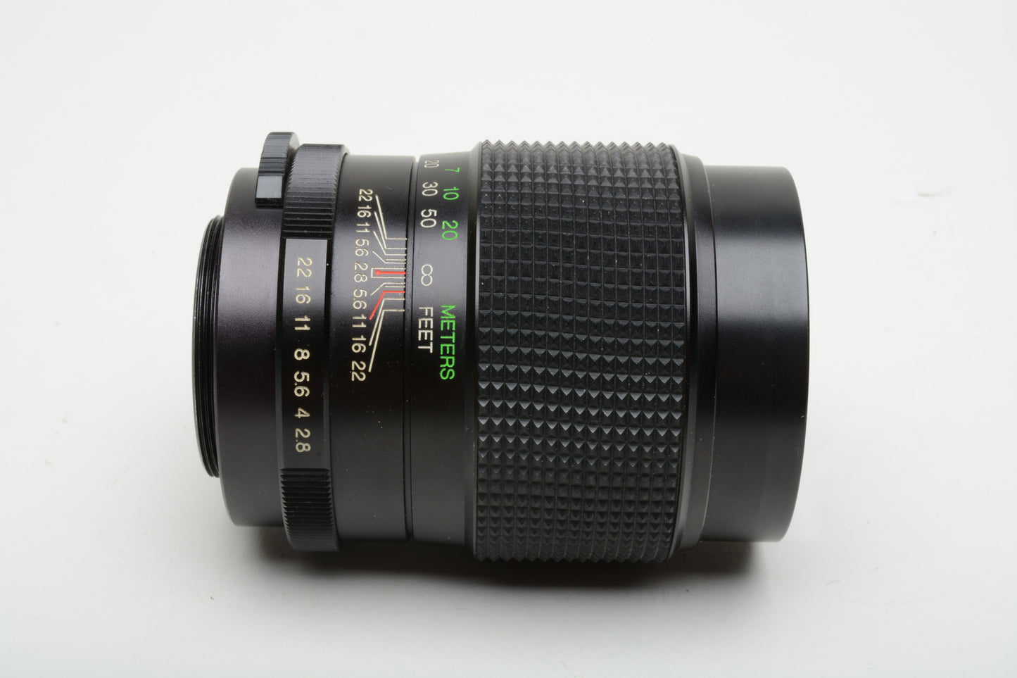 Vivitar 135mm f2.8 telephoto portrait lens M42 Mount, Caps, Nice!