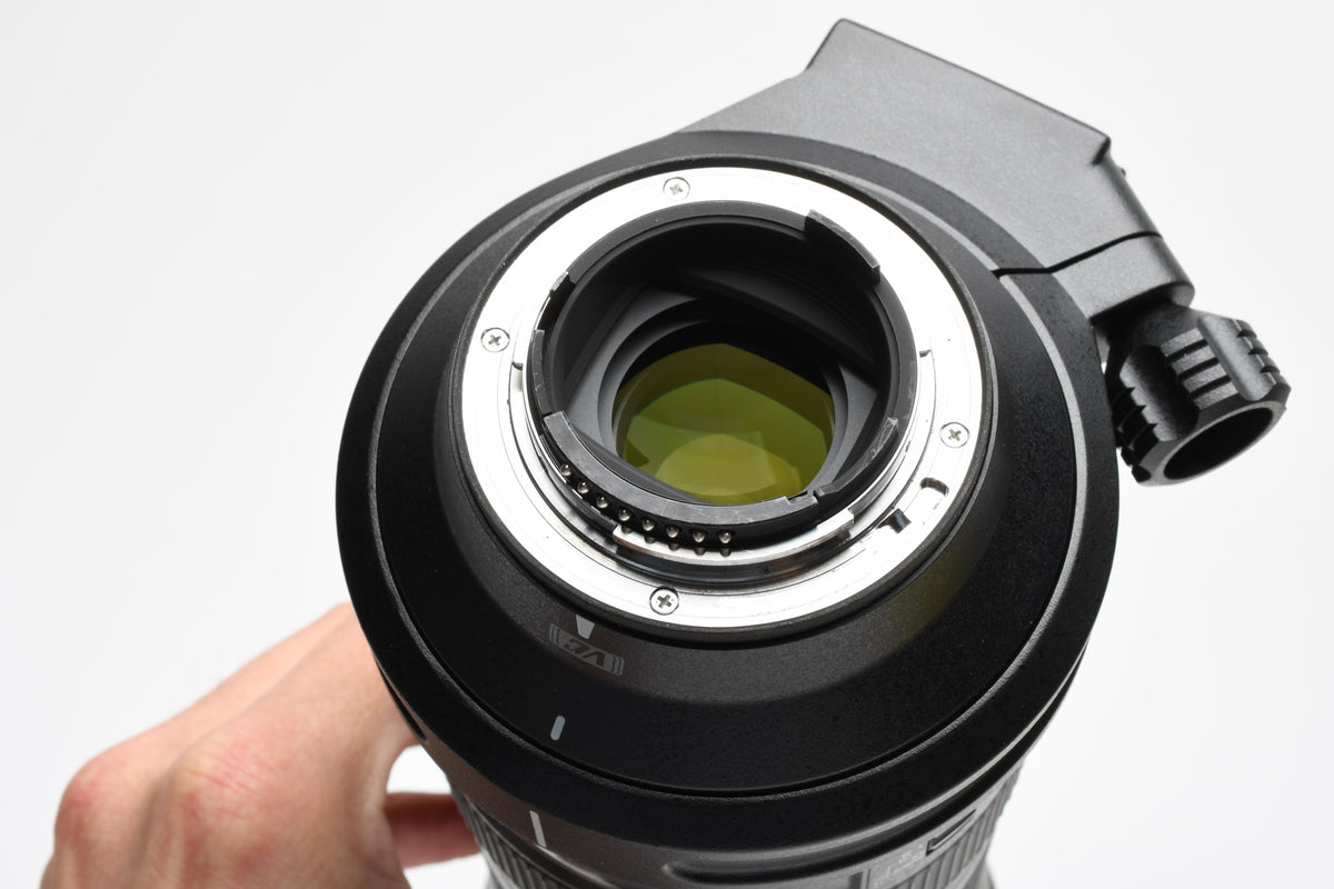 Tamron SP 150-600mm f5-6.3 USD Di VC Zoom, Nikon F, w/Hood, Caps, Collar, Great!