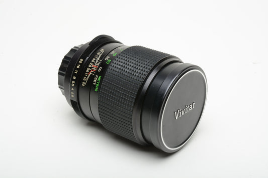 Vivitar 135mm f2.8 telephoto portrait lens M42 Mount, Caps, Nice!