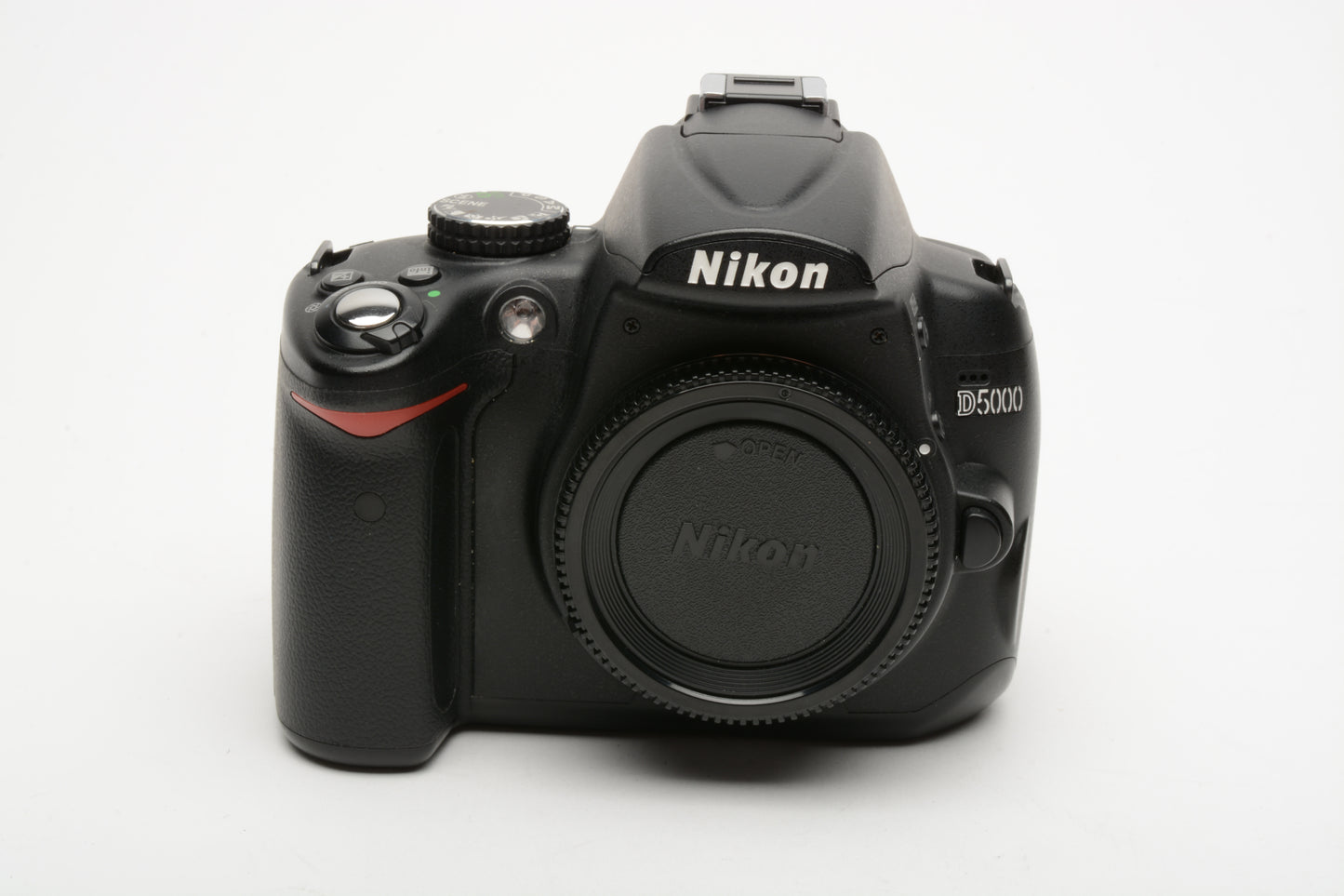 Nikon D5000 DSLR Body, Batt+charger+strap+manuals Only 33K Acts