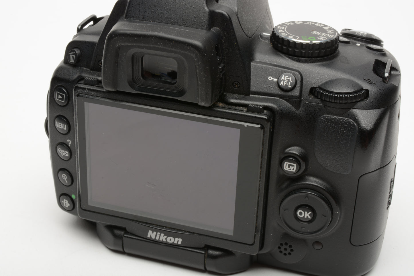 Nikon D5000 DSLR Body, Batt+charger+strap+manuals Only 33K Acts