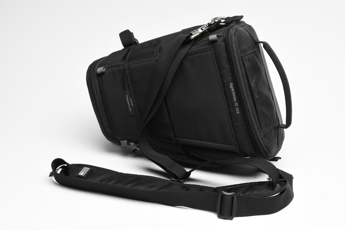 ThinkTank Digital Holster 20 V2 padded camera case, very clean (Black)