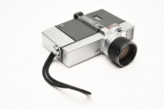 Nikon Nikkorex-Zoom 8F S8 Movie camera w/Manual, case, strap (For Parts/Repair)