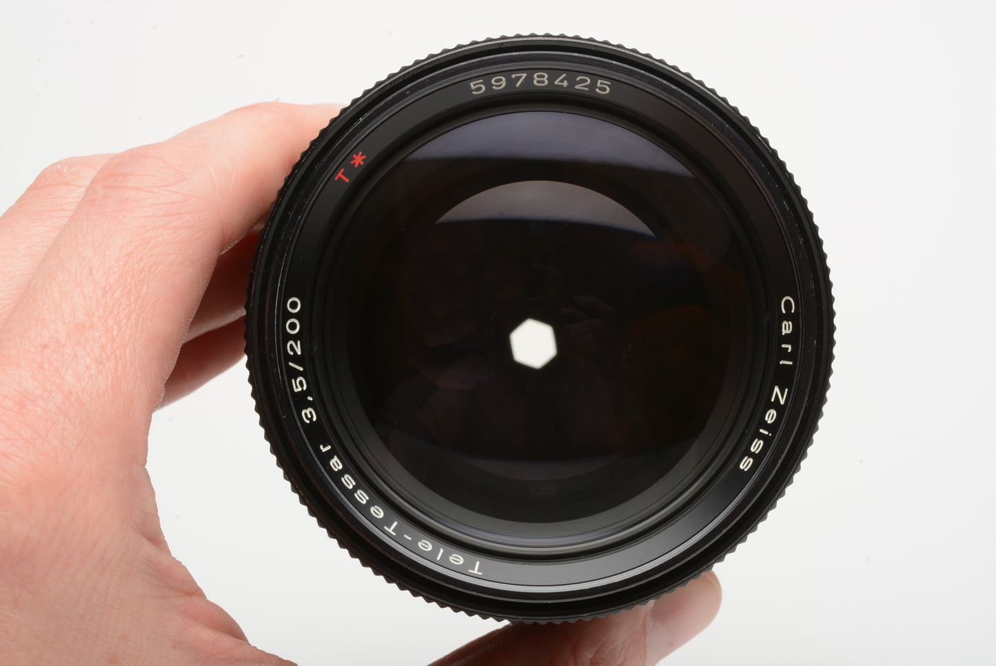 Contax Tele-Tessar 200mm f3.5 AEG T* lens for Contax/Yashica mount, hood, caps