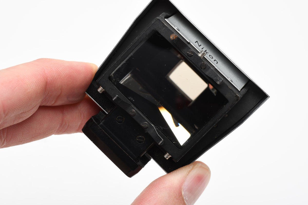 Nikon F Eye Level Finder Viewfinder Standard Prism Chrome w/Case, Very clean