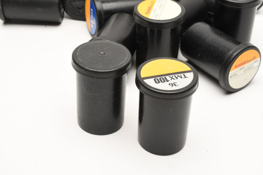 20X Plastic Black/Black lid Kodak 35mm plastic film canisters, Clean