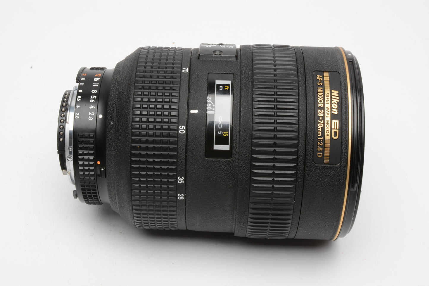 Nikon AF-S zoom Nikkor 28-70mm f2.8D IF ED SWM zoom lens, Sharp!