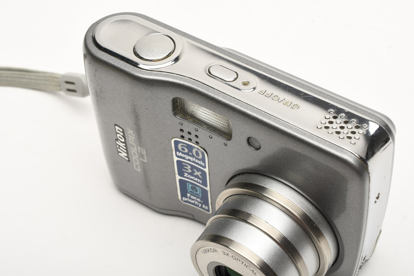 Nikon Coolpix L2 6MP Digital Point&Shoot Camera (Gray), Tested, Boxed