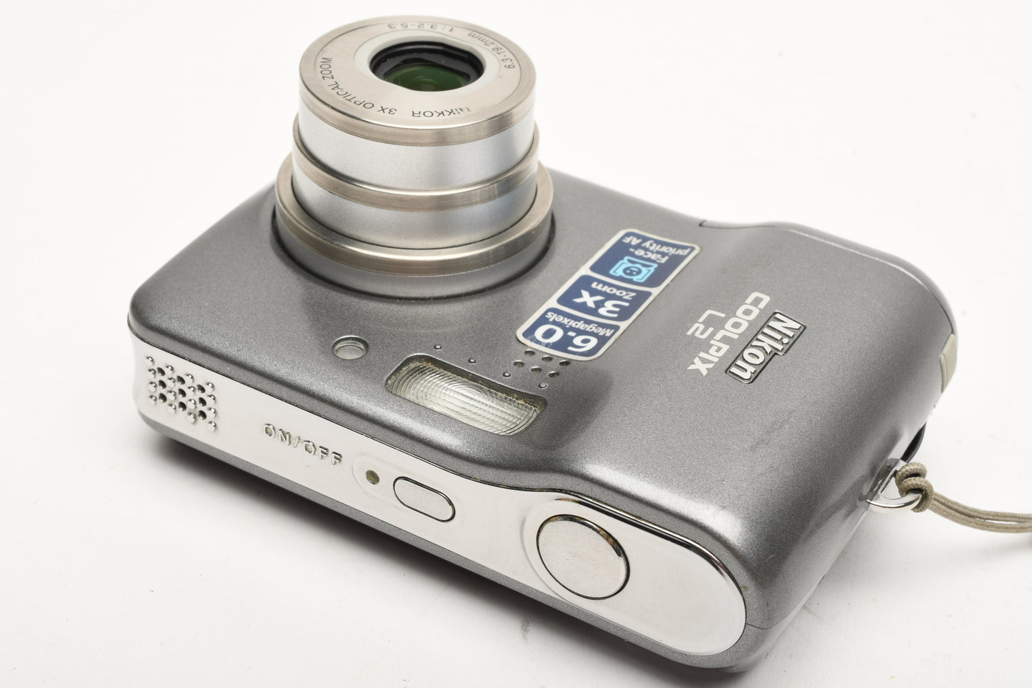 Nikon Coolpix L2 6MP Digital Point&Shoot Camera (Gray), Tested, Boxed